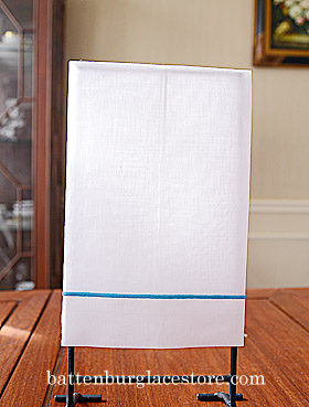Guest towel.14x22in.Single line cord embroidery. Aqua Blue color